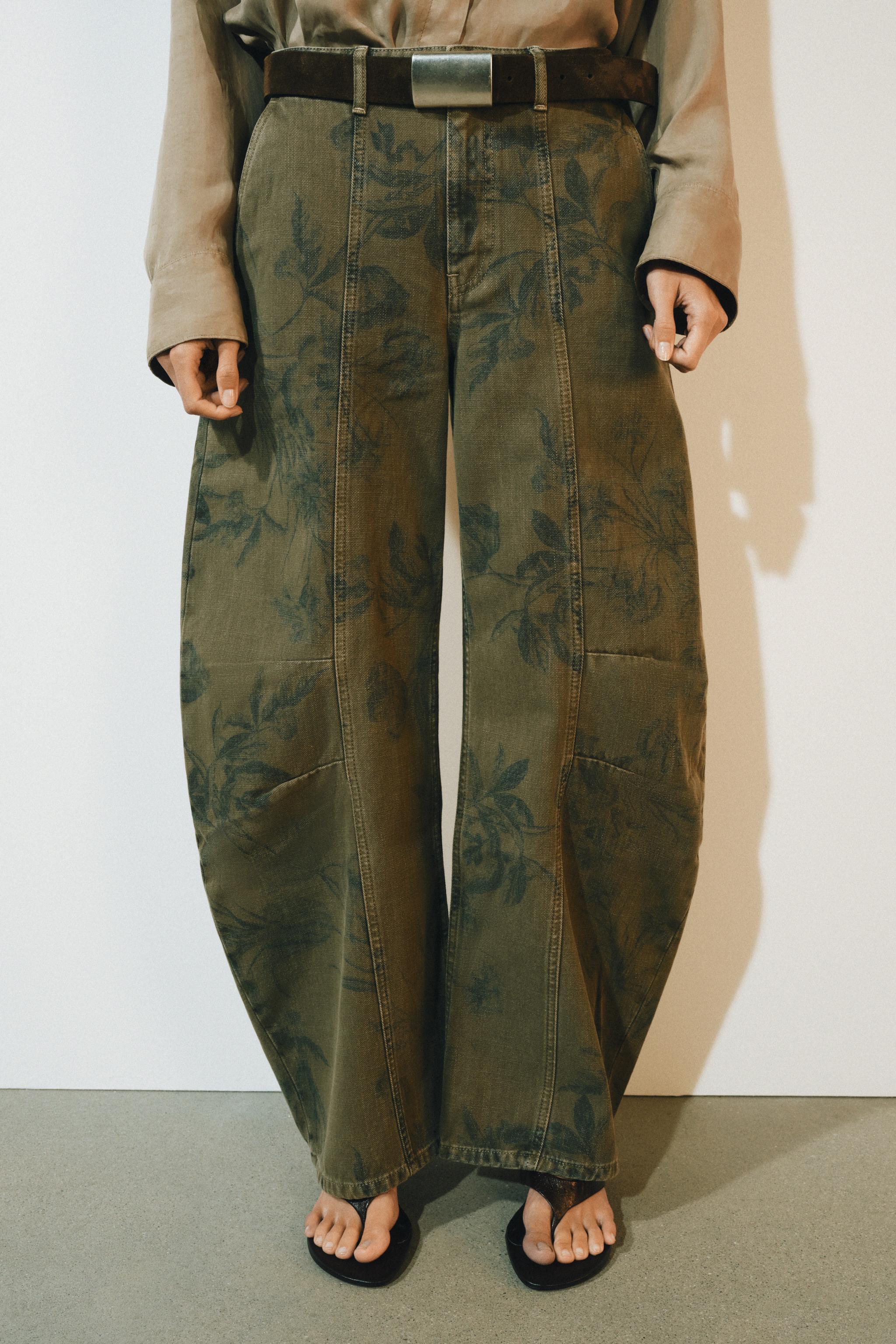 JEAN ZW COLLECTION BARREL TAILLE BASSE À FLEURS