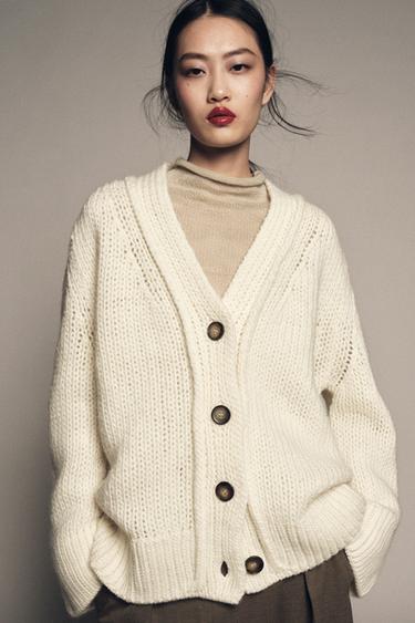 100% WOOL V-NECK CARDIGAN - Ecru by Zara