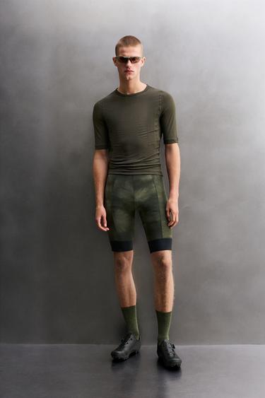 GRAVEL BASE LAYER T-SHIRT - Brown / Taupe by Zara
