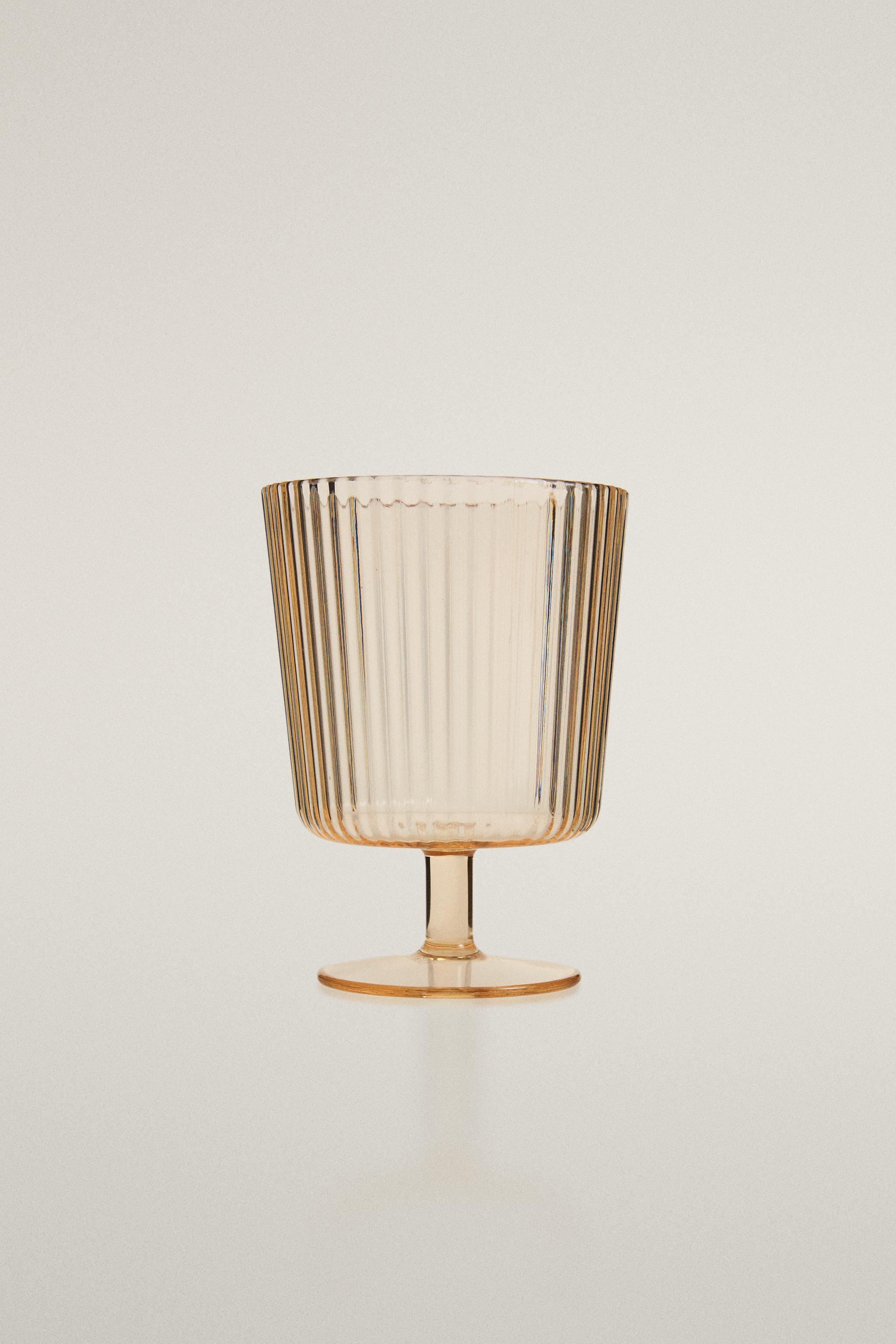 STRIPED ACRYLIC GLASS