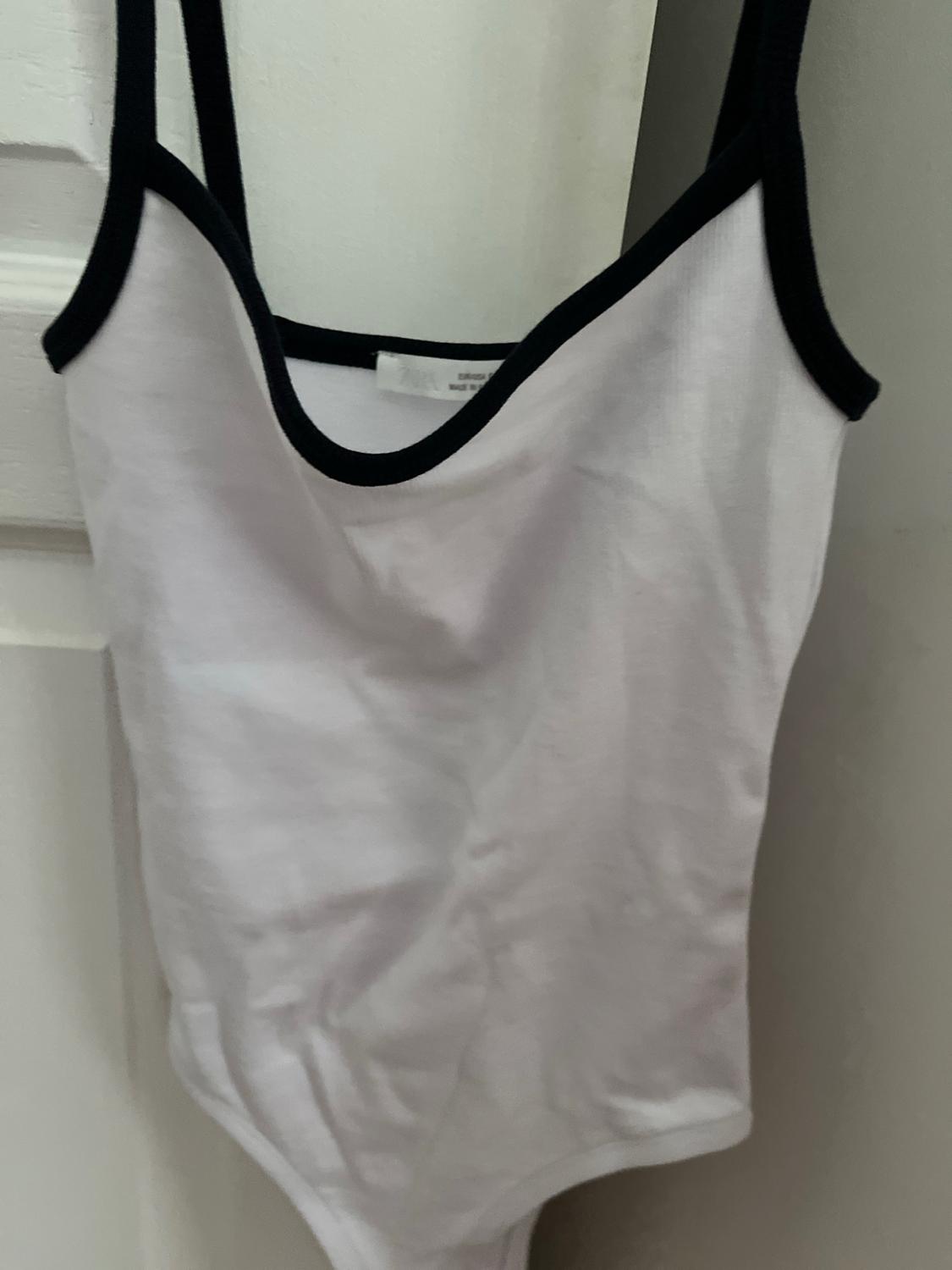 BODYSUIT WITH CONTRAST PIPING - Image 3