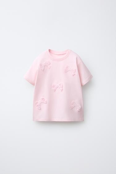 T-SHIRT MIT HÄKELSCHLEIFEN - Rosa von Zara