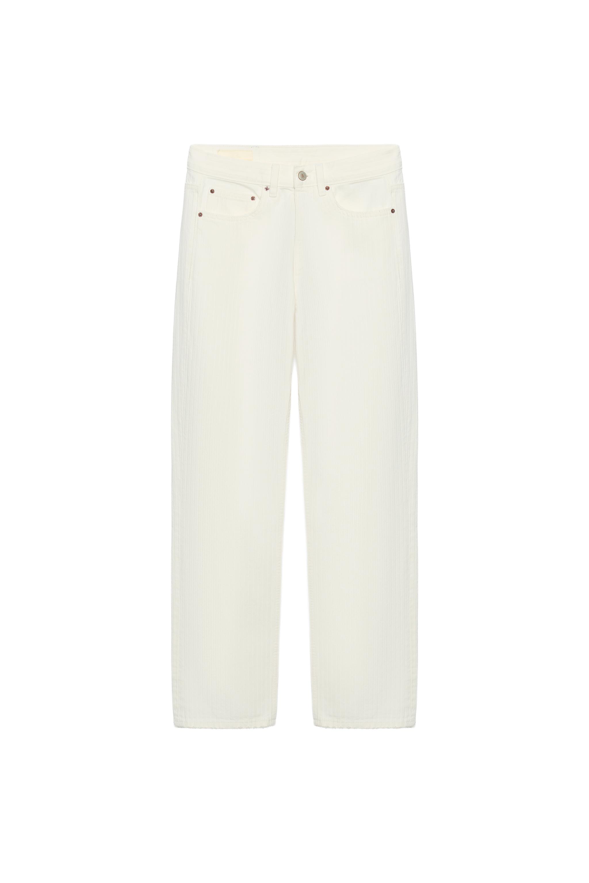 STRAIGHT FIT RAYAS TIRO MEDIO TRF JEANS