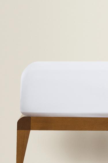 PERCALE FITTED SHEET | 40 CM HIGH (200 THREAD COUNT) - White by Zara