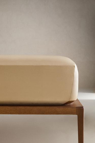 100% MULBERRY SILK FITTED SHEET | 30 CM HIGH - Gold by Zara
