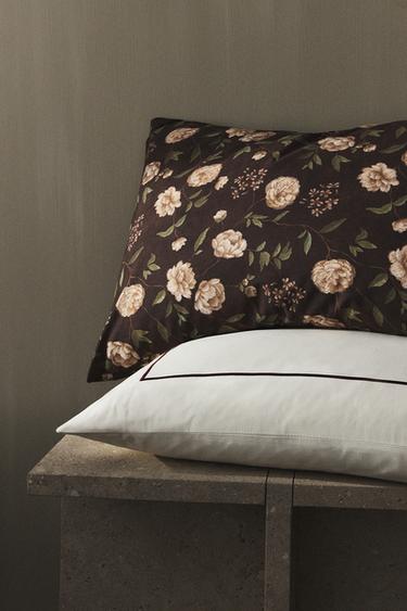FLORAL PRINT PILLOWCASE - Brown by Zara - Image 5