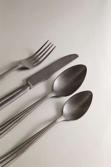 4-PIECE VINTAGE STEEL CUTLERY SET - Aged silver by Zara - Image 1