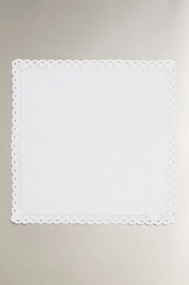 LOT DE 2 SERVIETTES COTON BRODÉ ET DENTELLE - Blanc de Zara - Image 1