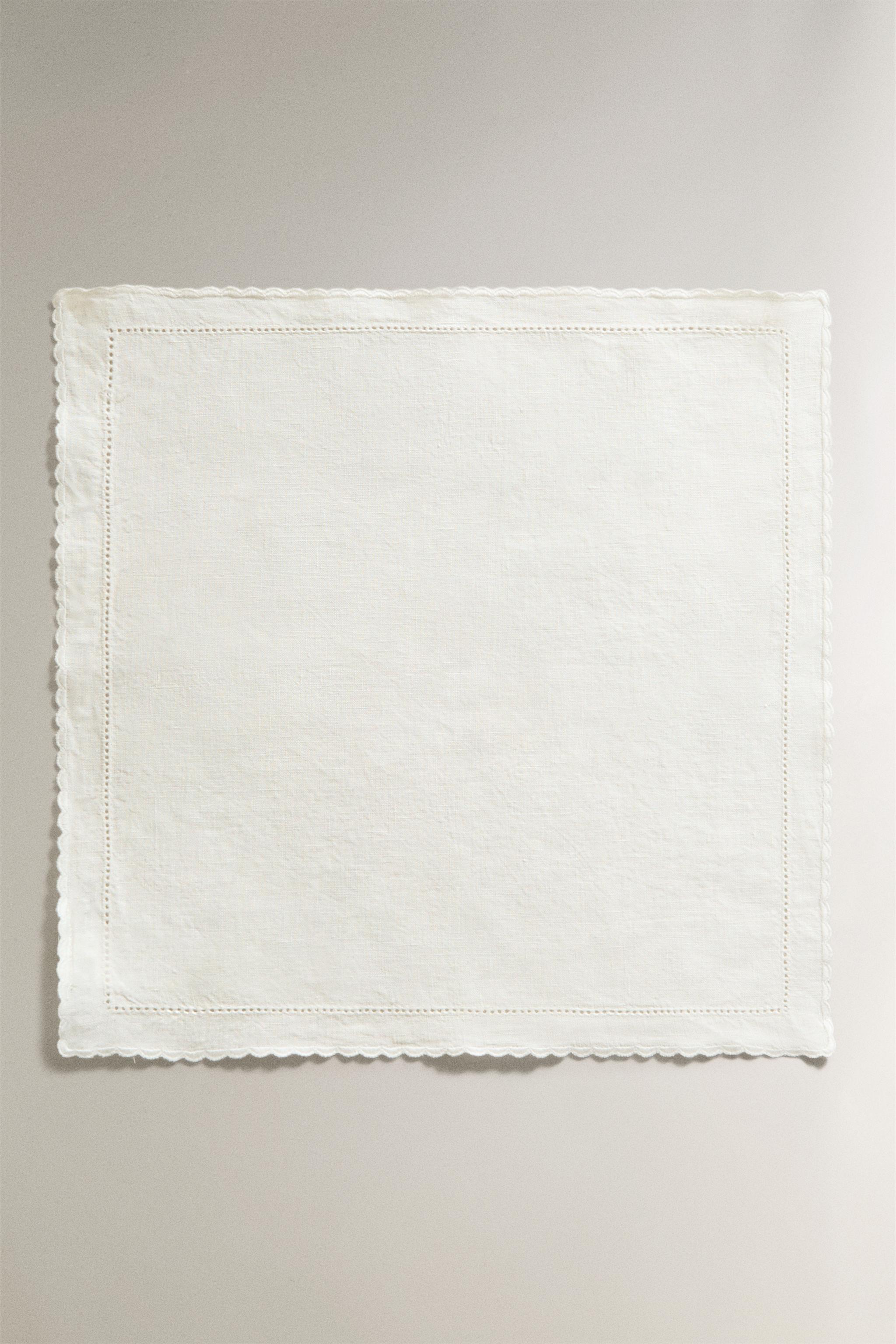 EMBROIDERED LINEN BORDER TOWEL