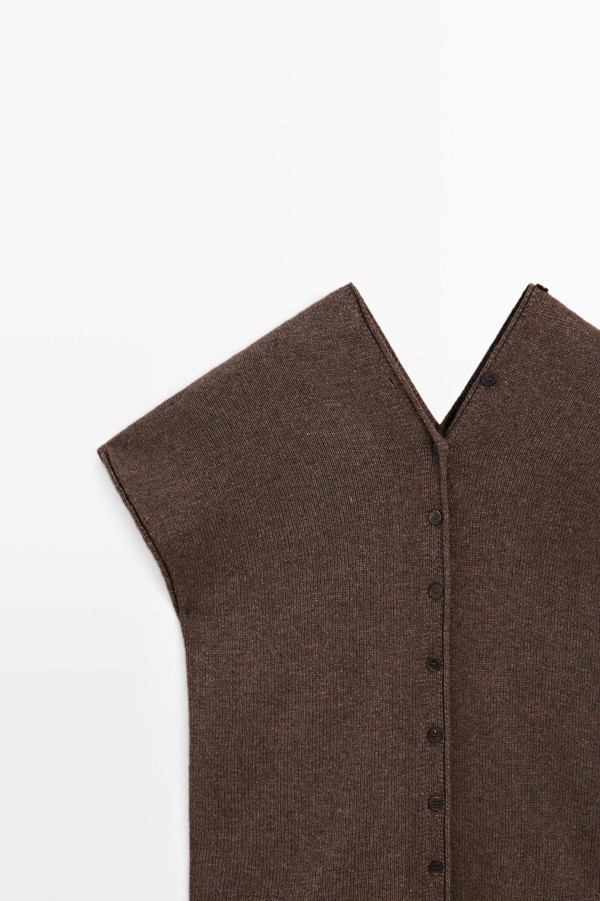 Wool blend V-neck knit vest