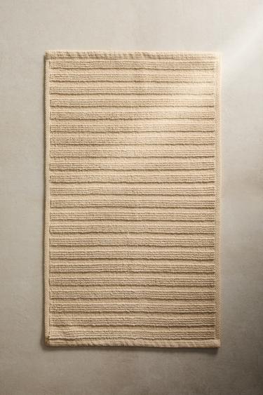 NON-SLIP TEXTURED BATH MAT - Sand by Zara - Image 5