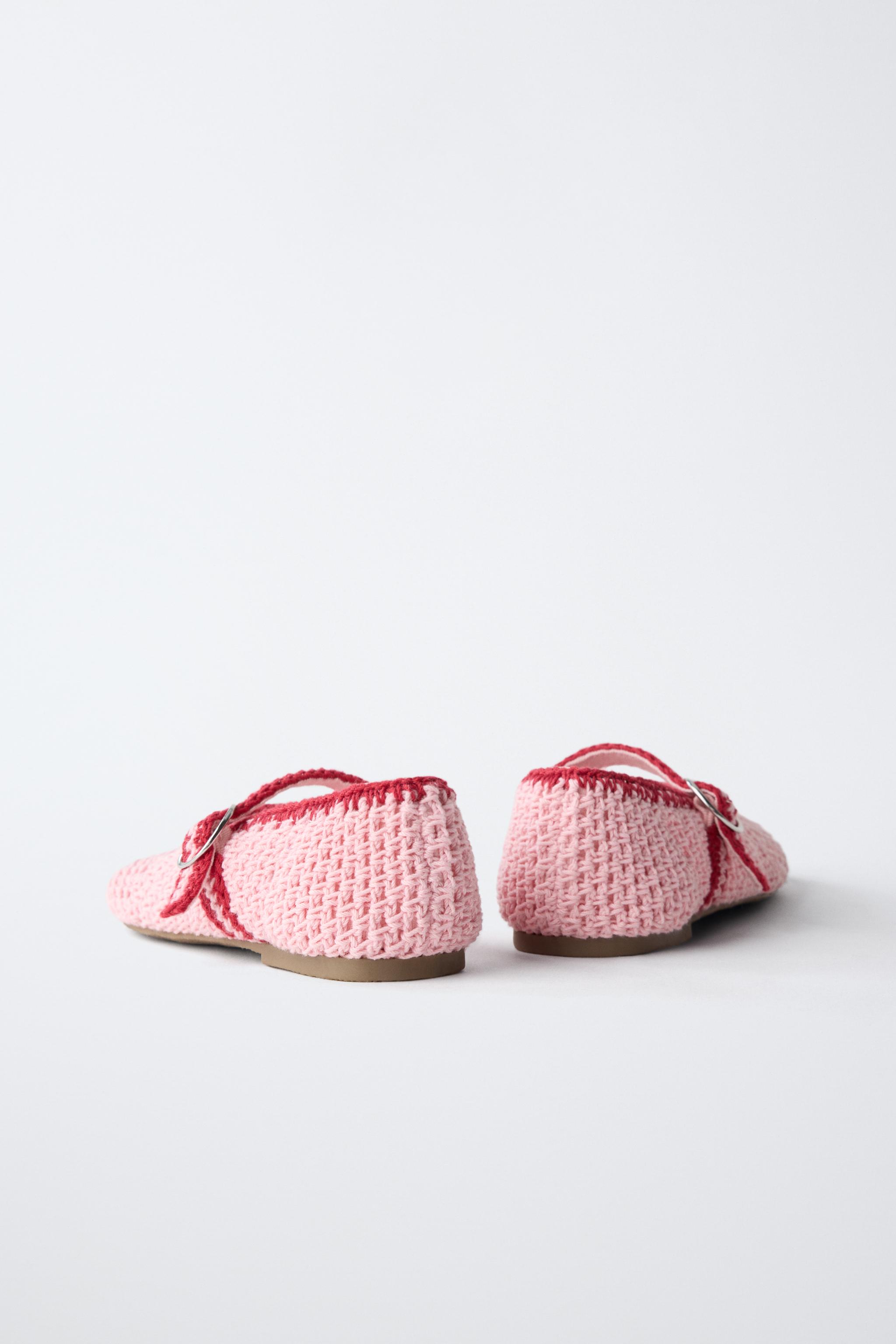 CROCHET BALLET FLATS