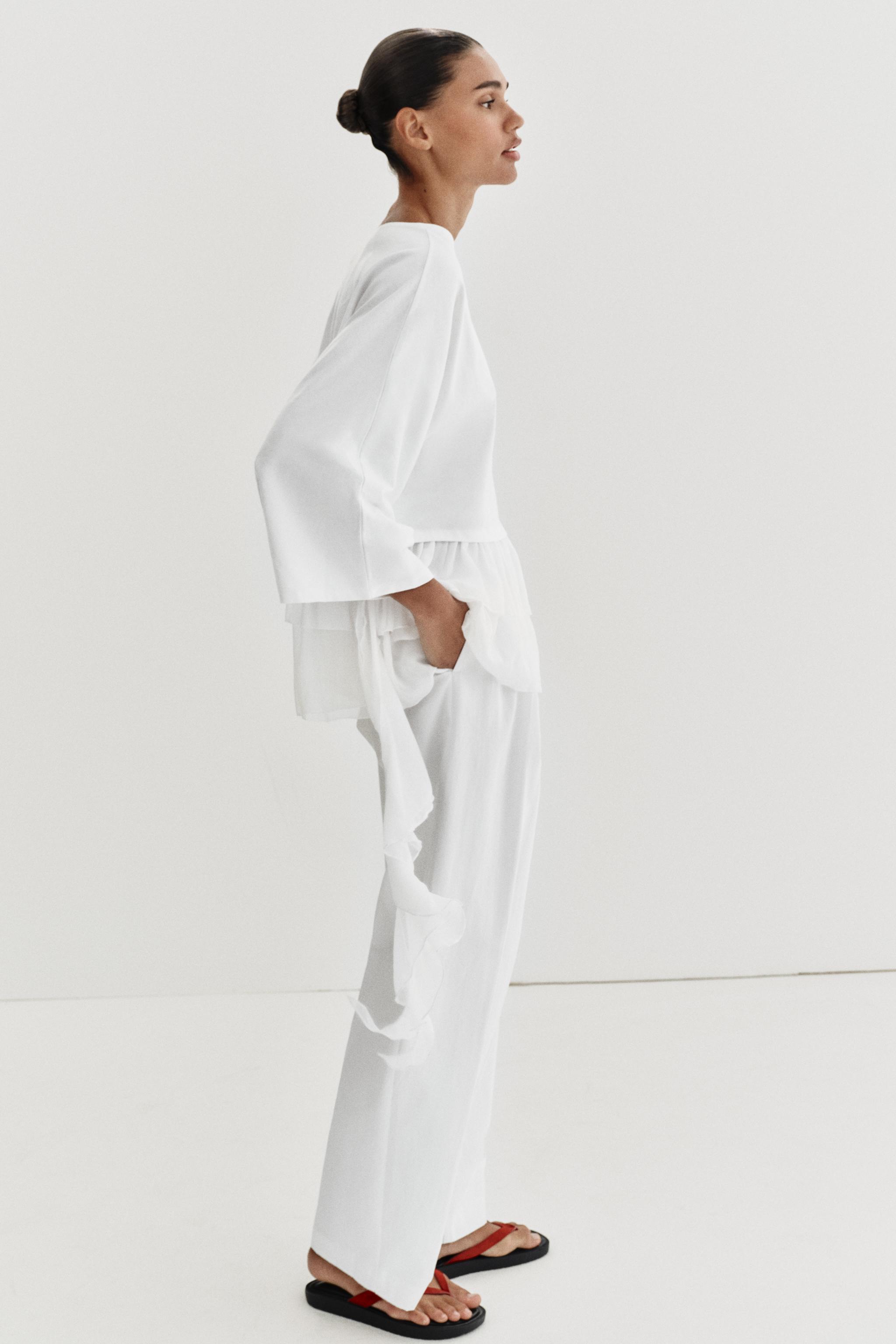 COMBINATION RUFFLE TOP