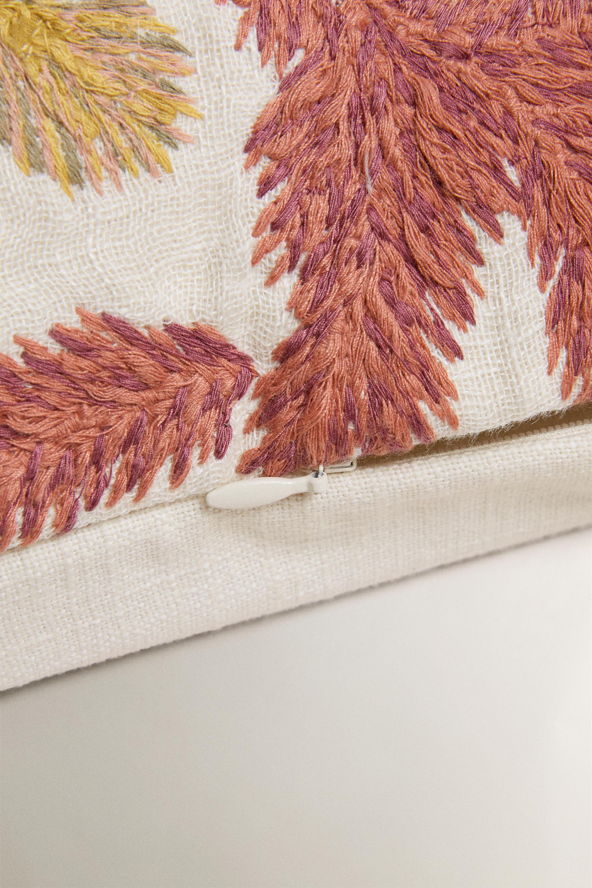 HOUSSE DE COUSSIN BRODERIE FEUILLES