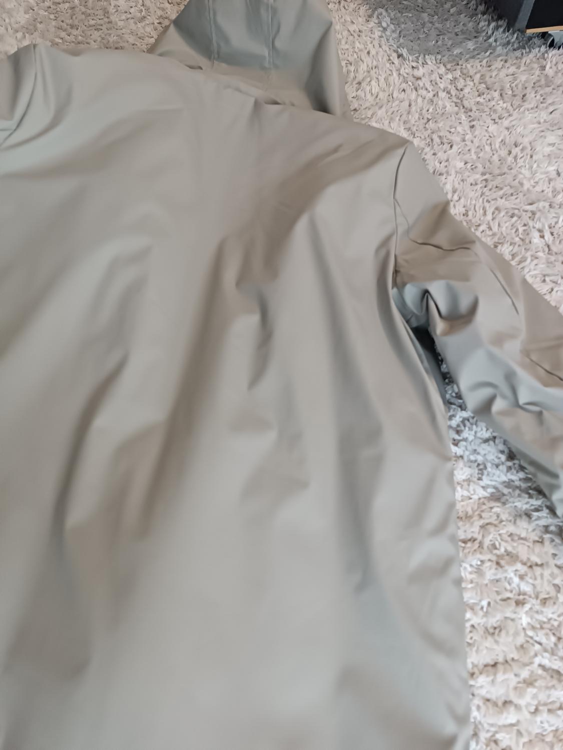 RUBBERISED PADDED PARKA - Image 4