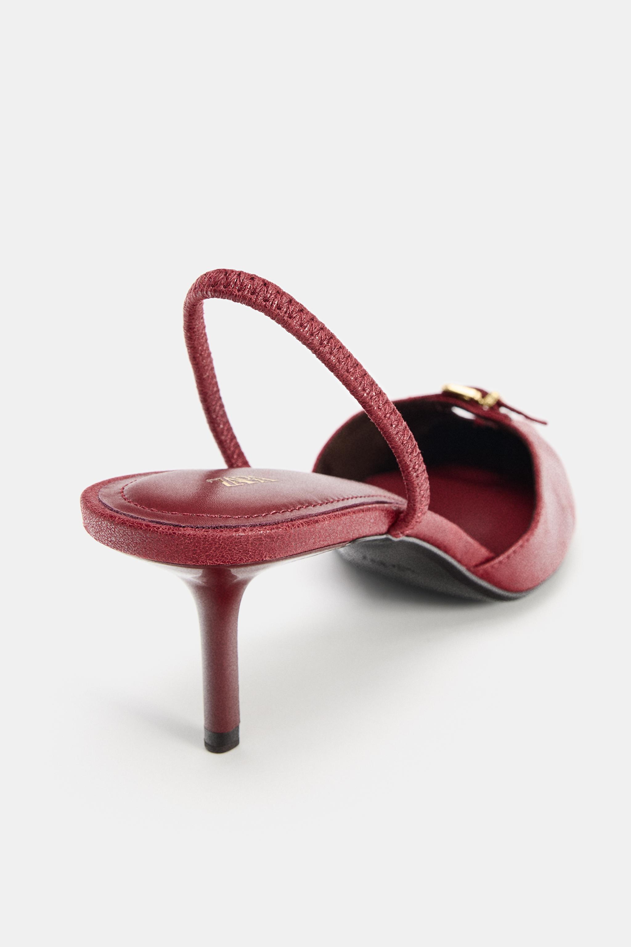 BUCKLED SLINGBACK HEELS