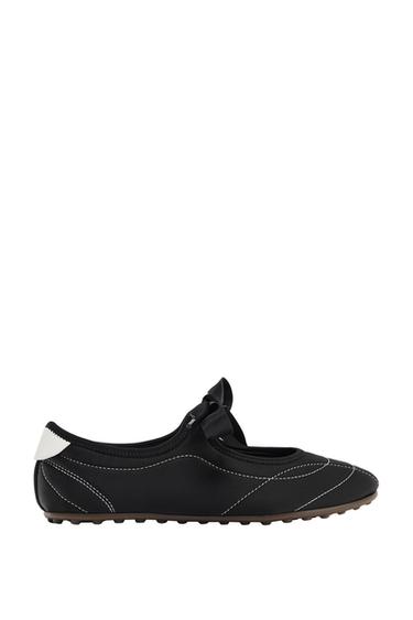 SPORTY TOPSTITCHED BALLET FLATS - Black by Zara