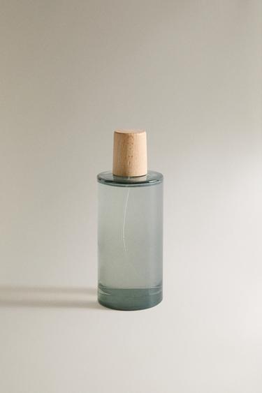 (200 ML) PURE GARDENIA AIR FRESHENER SPRAY - white by Zara
