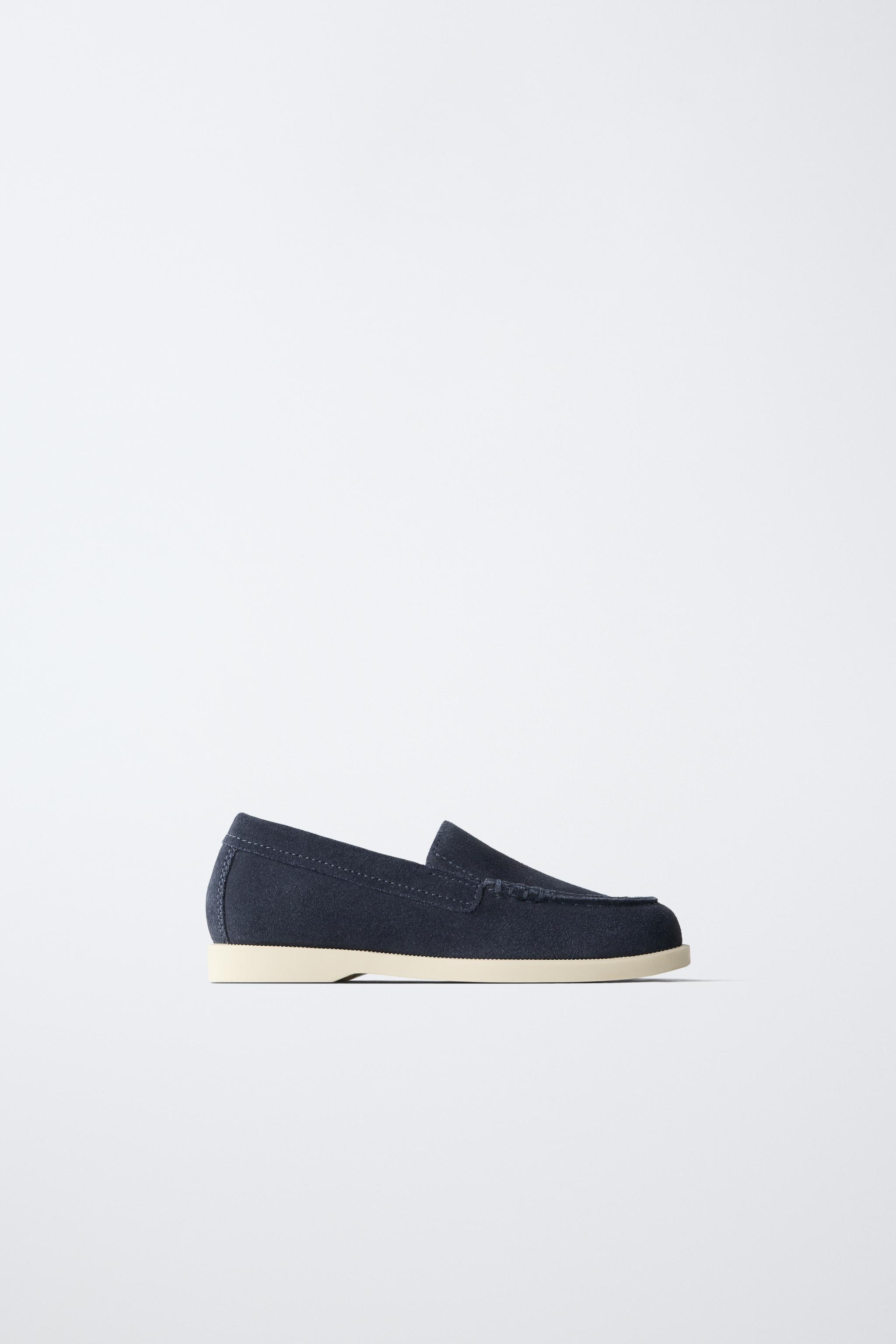 LEATHER LOAFERS — Blue