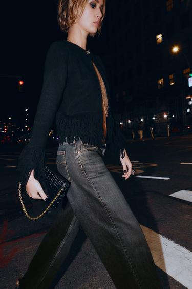 BOLSO EFECTO RELIEVE SOLAPA - Negro de Zara - Imagen 0