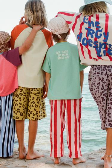 Zara MAJICA SA RAGLAN RUKAVIMA I PRINTOM – Crvena