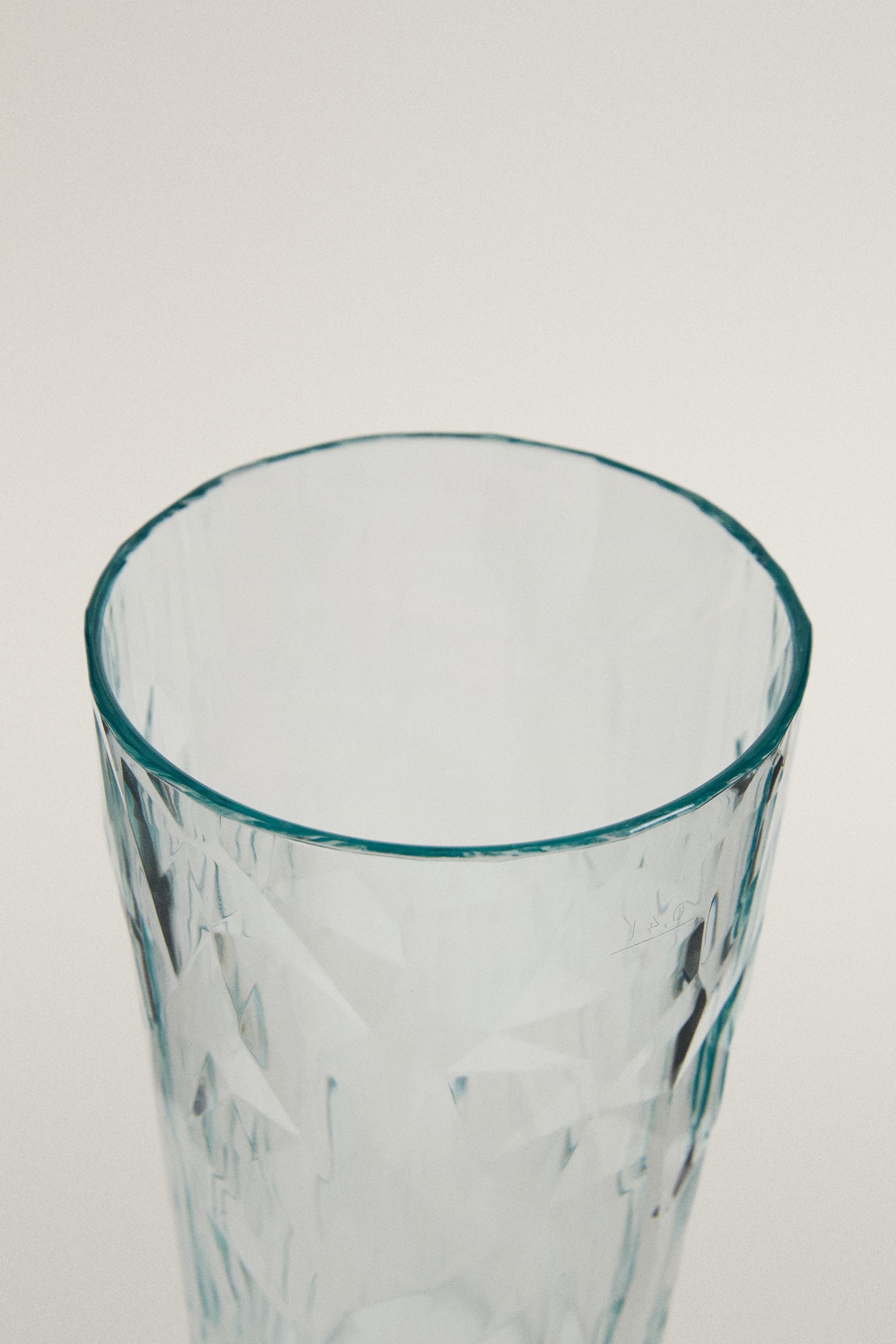 ACRYLIC RAISED DIAMOND DESIGN SOFT DRINK TUMBLER — Light blue