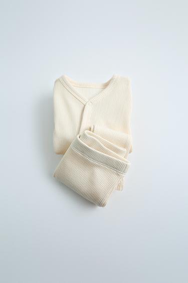 LEGGINGS UND BODY ALS SET MIT WAFFLE-MUSTER - Cremefarben hell von Zara