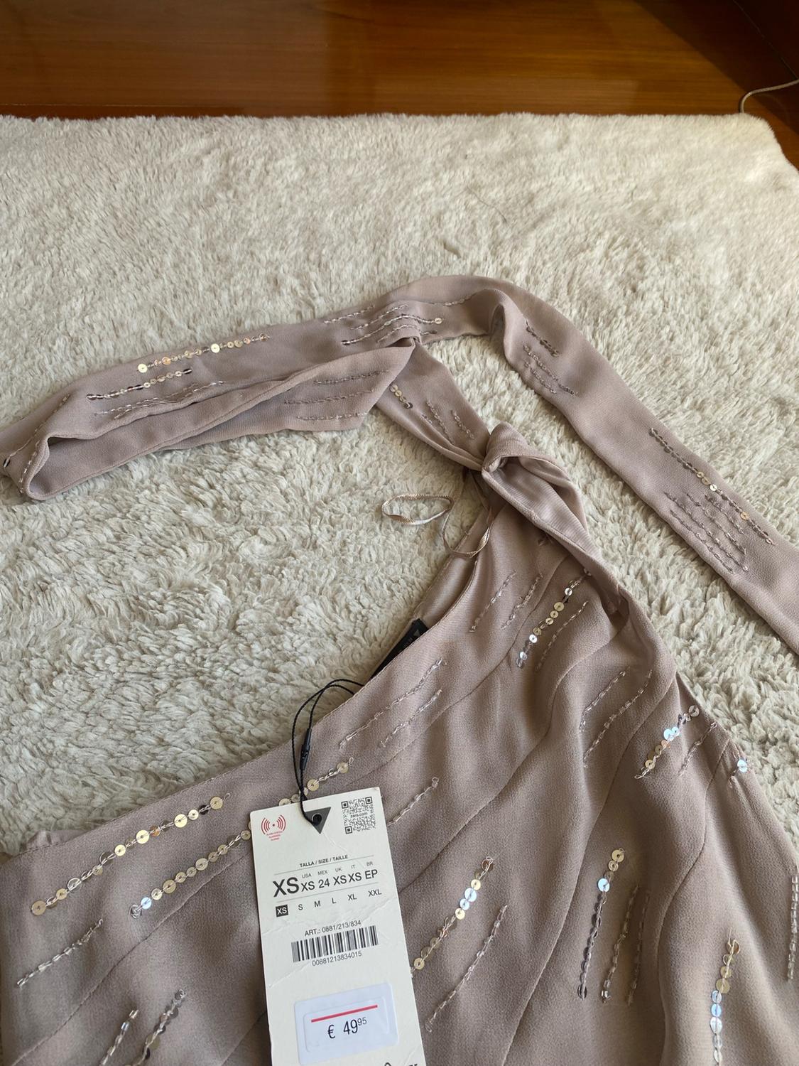 SHORT SEQUINNED FOULARD DRESS - Image 4