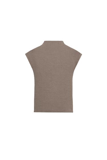 HIGH NECK TOP