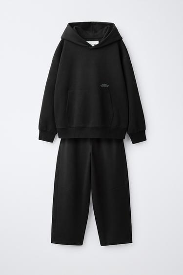 TEXT INTERLOCK HOODIE AND PANTS SET — Gray 1