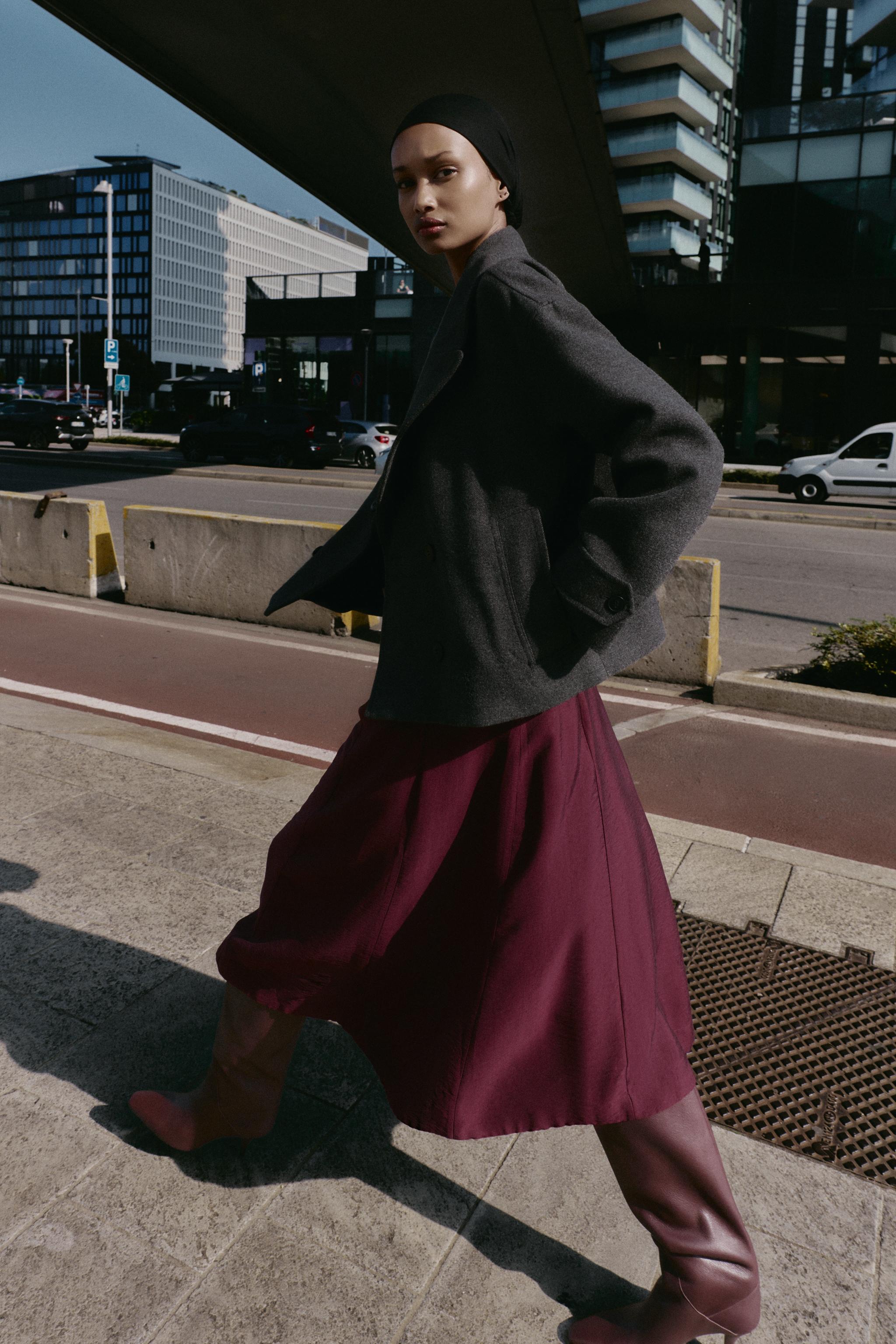 新品‼️ ZARA ザラ　ダブルブレストコート　ショート丈　グレー　Mサイズ 新品‼️ ZARA ザラ ダブルブレストコート ショート丈 グレー M