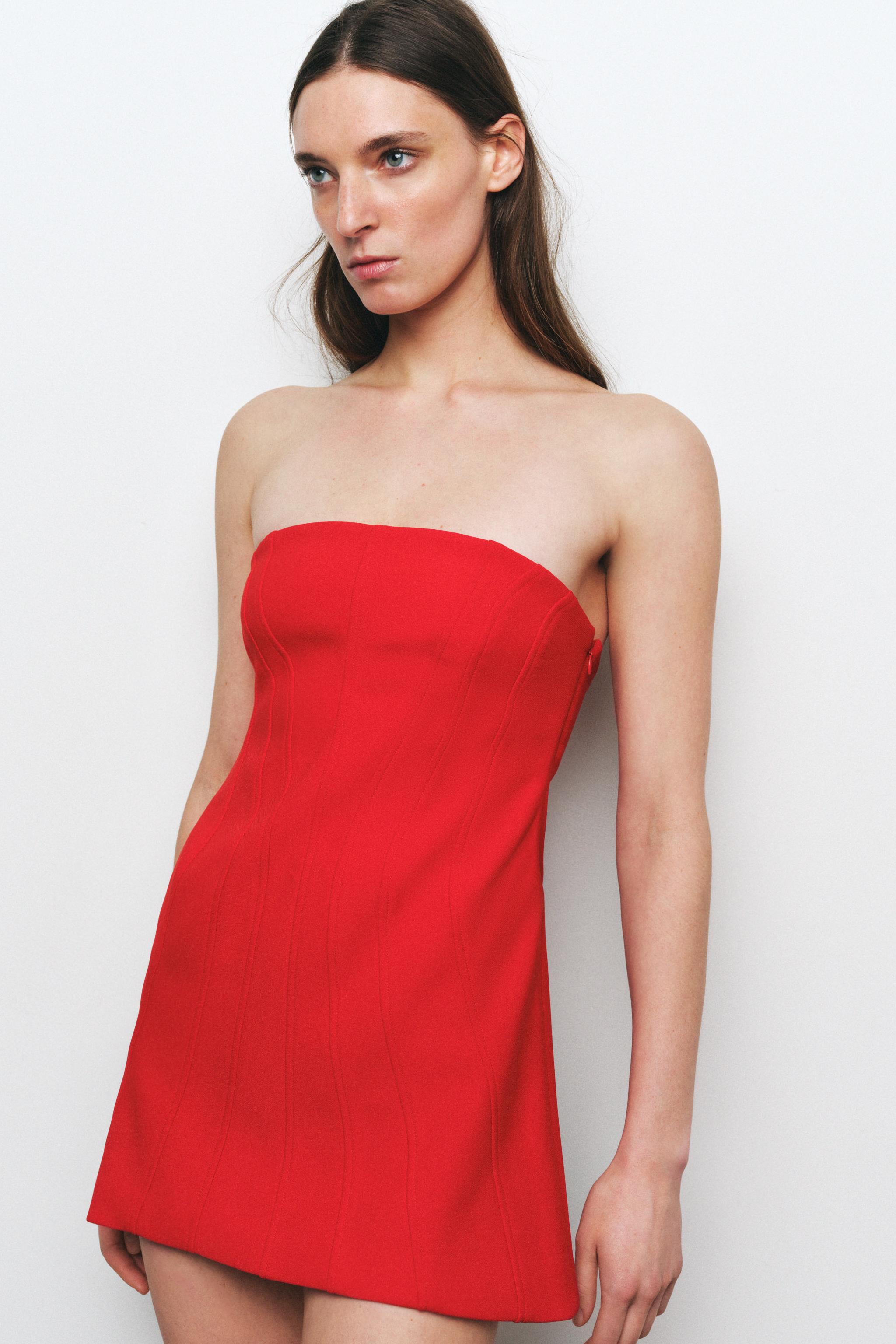 ☆ドイツ発*ZARA*新作*スリーブレスショートワンピ/RED☆ ストラップレス ショートワンピース - レッド | ZARA Japan / 日本
