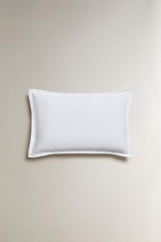 CAPA DE ALMOFADA COM RELEVO - Branco da Zara - Imagem 0