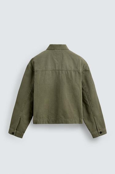 BLOUSON COURT COUPE AJUSTÉE AVEC PIÈCES - Kaki de Zara - Image 7