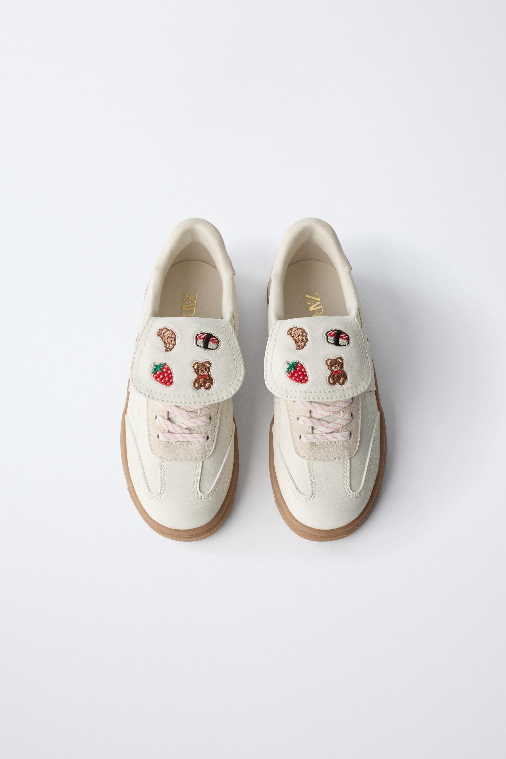 PATCH FLAP SNEAKERS