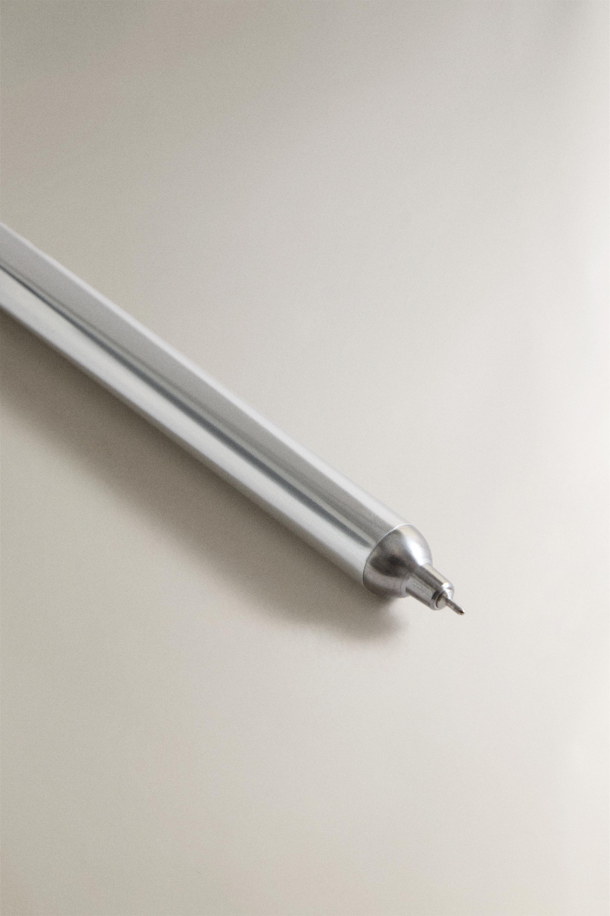 STYLO BILLE ALUMINIUM ET LAITON OHTO
