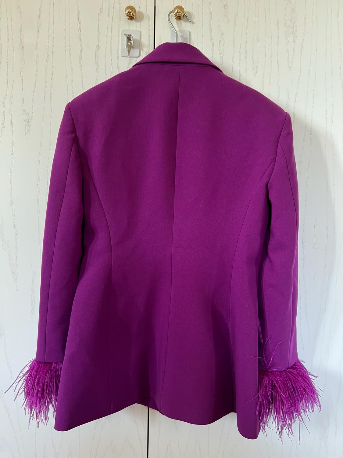 BLAZER WITH FEATHER CUFFS AND SHOULDER PADS - Image 4