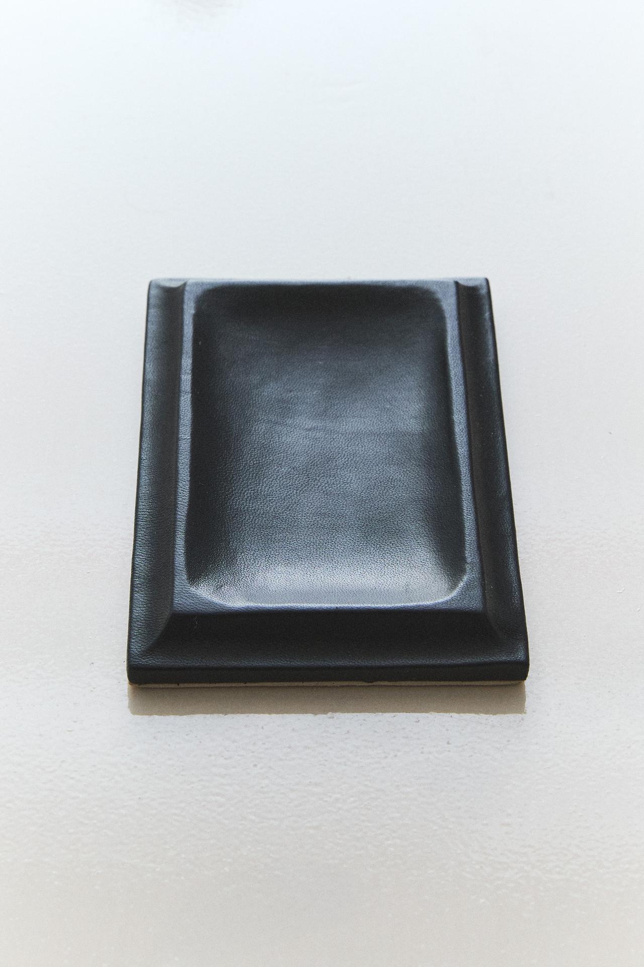LEATHER DESK TRAY FOR CLIPS — Black