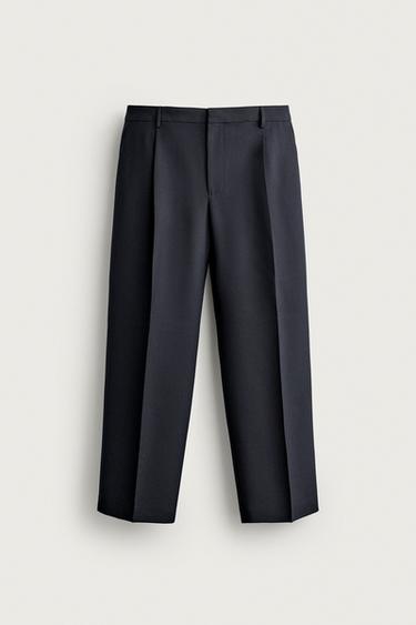 リラックスフィットプリーツパンツネイビーブルーZaraのリラックスフィットプリーツパンツ - ネイビーブルー 