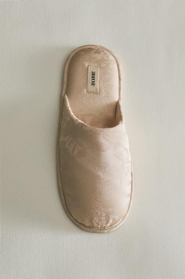 ZAPATILLA DESTALONADA JACQUARD - Marrón Arena de Zara