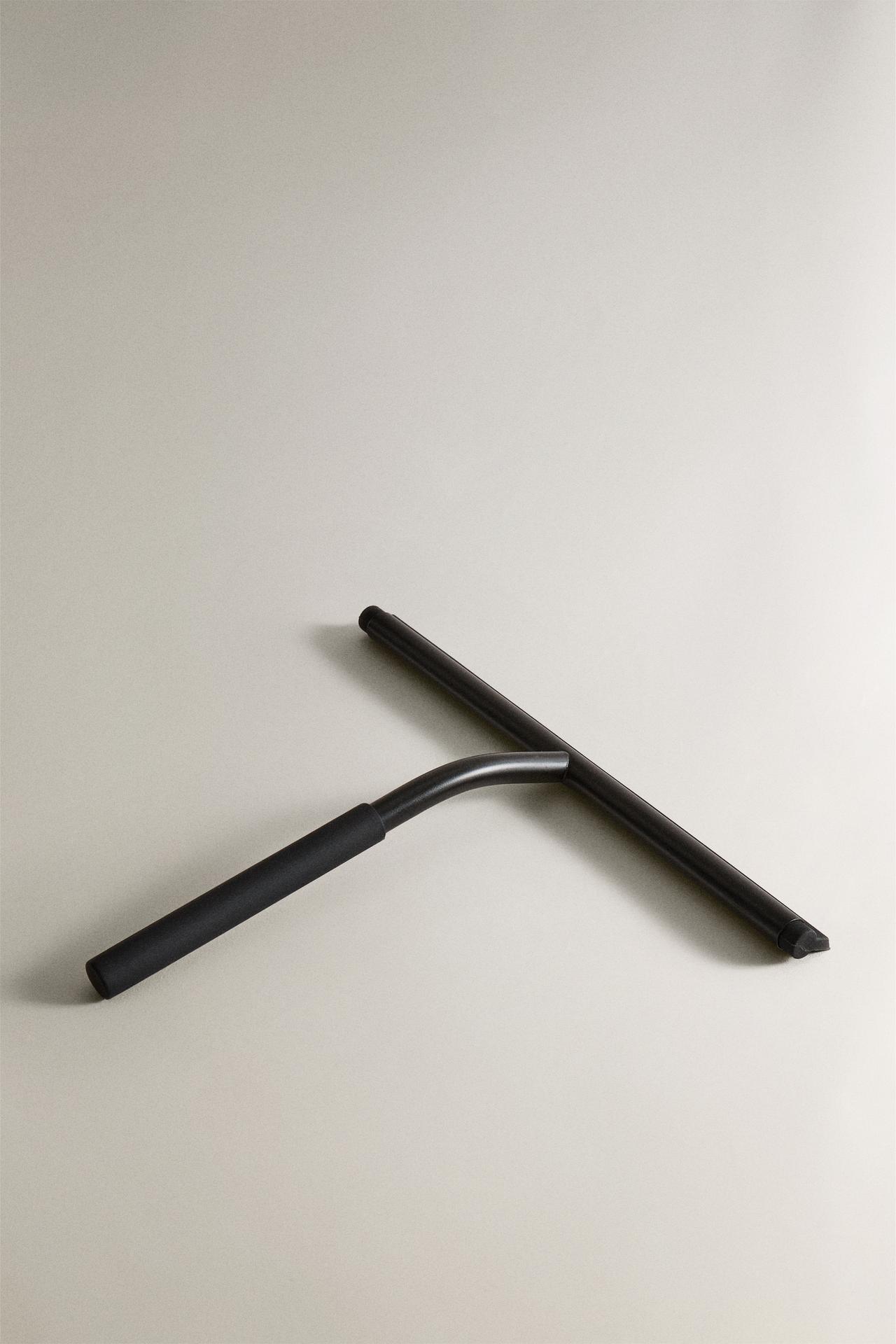 SQUEEGEE — Black
