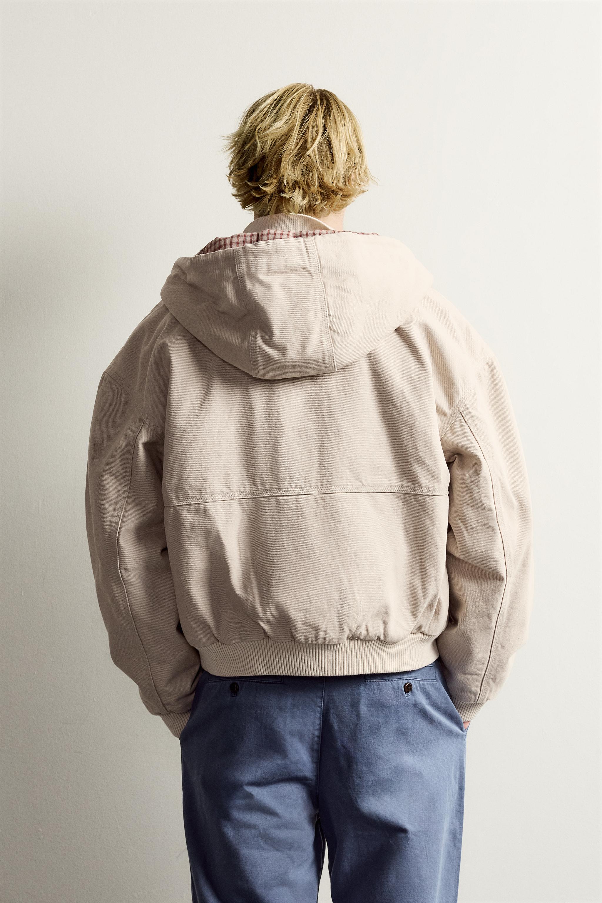 CONTRAST HOODIE QUILTED JACKET