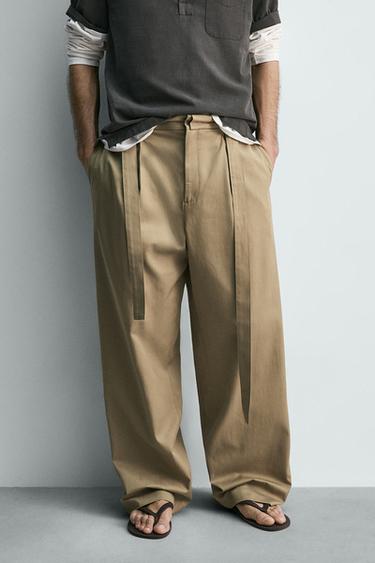 PANTALÓN FLUIDO PLIEGUES CINTURÓN - Verde medio de Zara