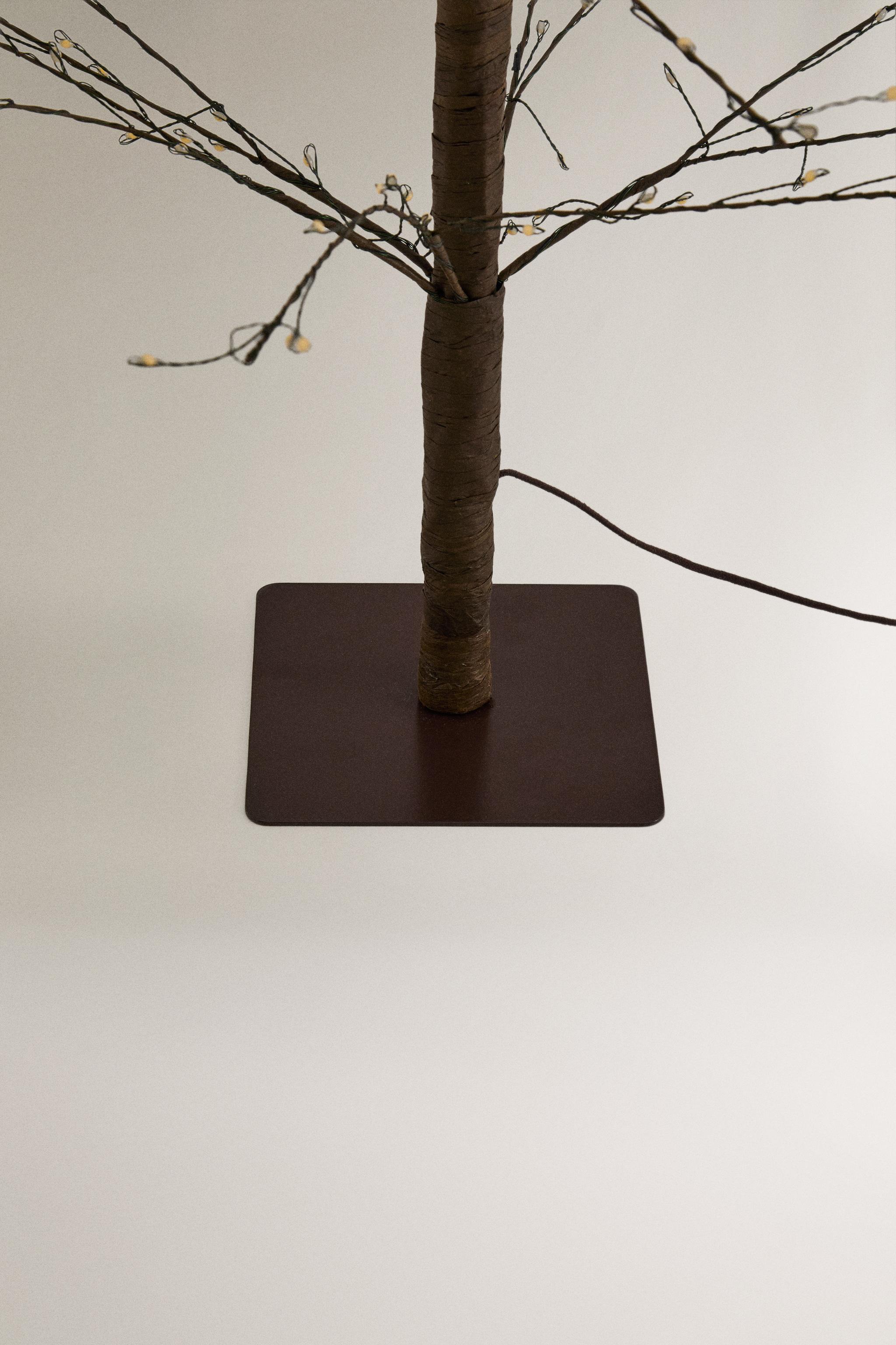 LED LIGHT CHRISTMAS TREE (43.3")