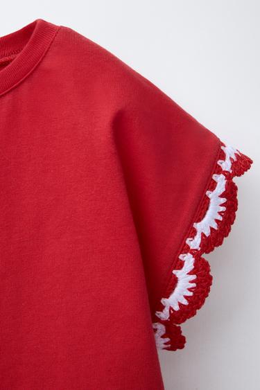 T-SHIRT MANCHES CROCHET - Rouge de Zara - Image 2