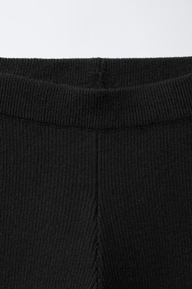 AUSGESTELLTE LEGGINGS MIT RIPPENMUSTER - Schwarz von Zara