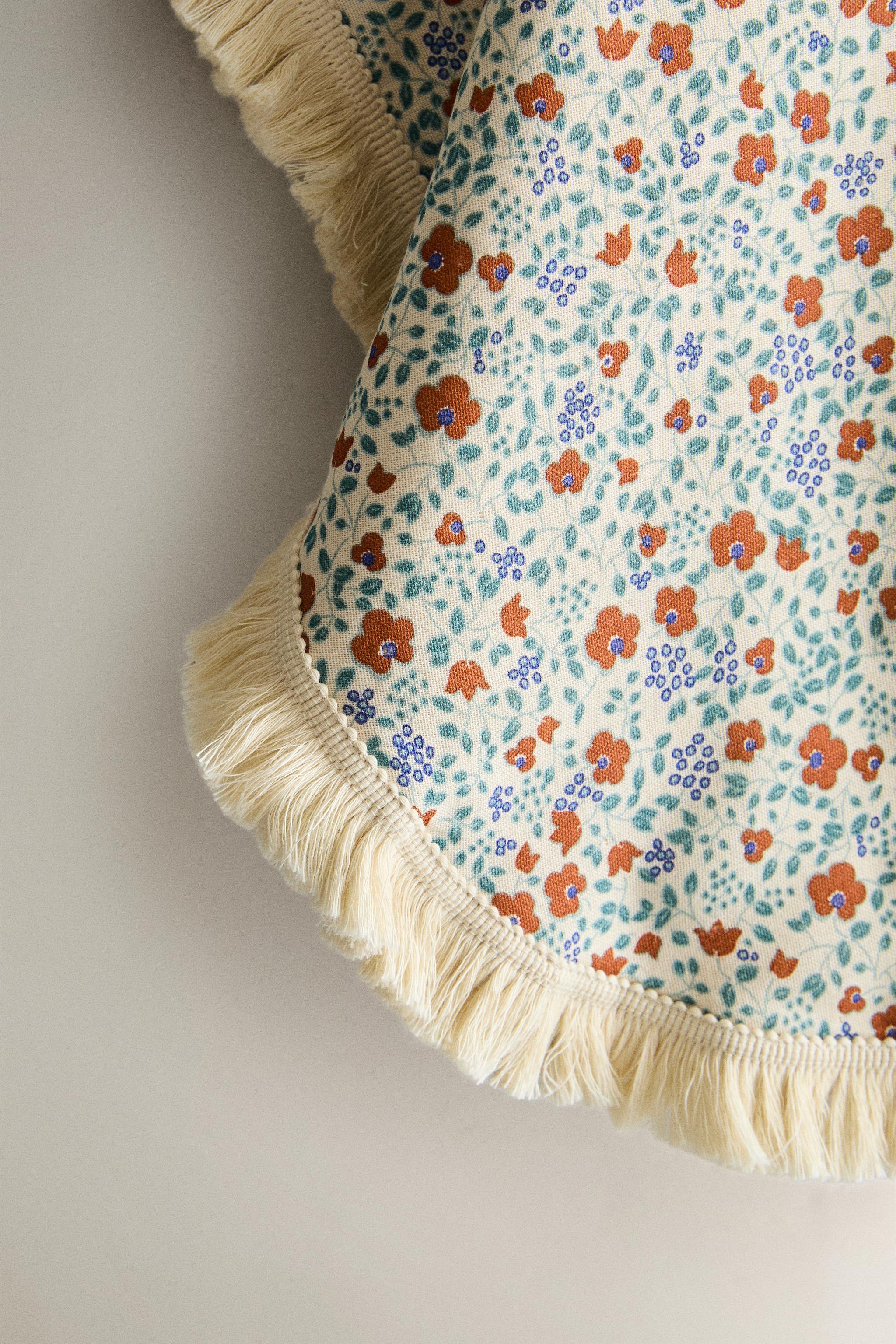 KIDS' FLORAL BEACH PONCHO