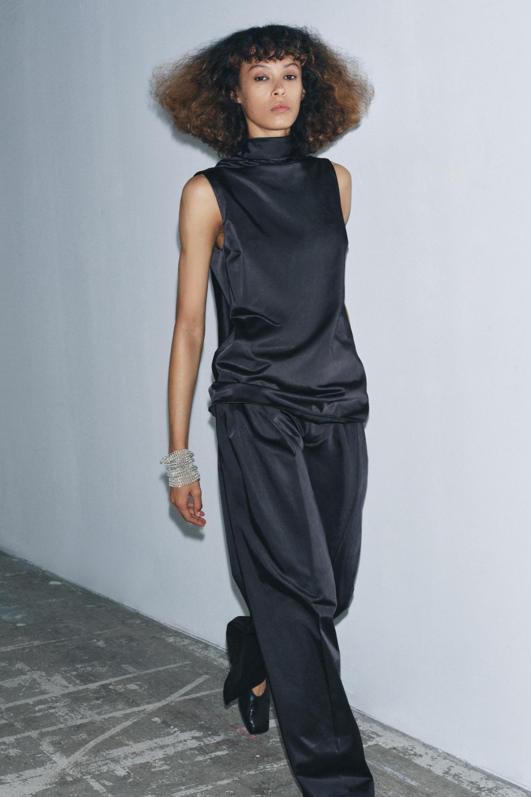 SATIN PLEATED PANTS ZW COLLECTION