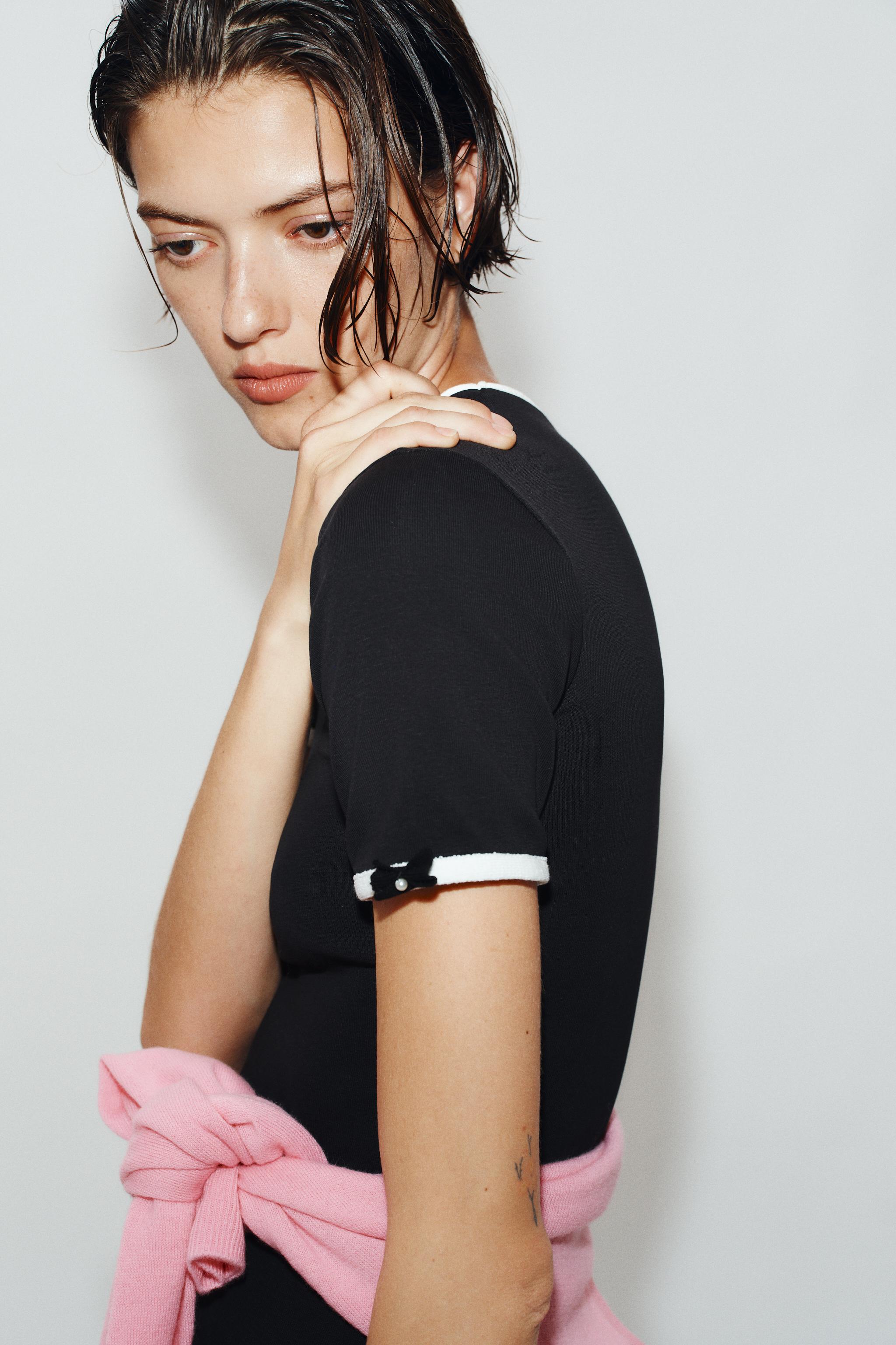 CONTRAST BOW T-SHIRT