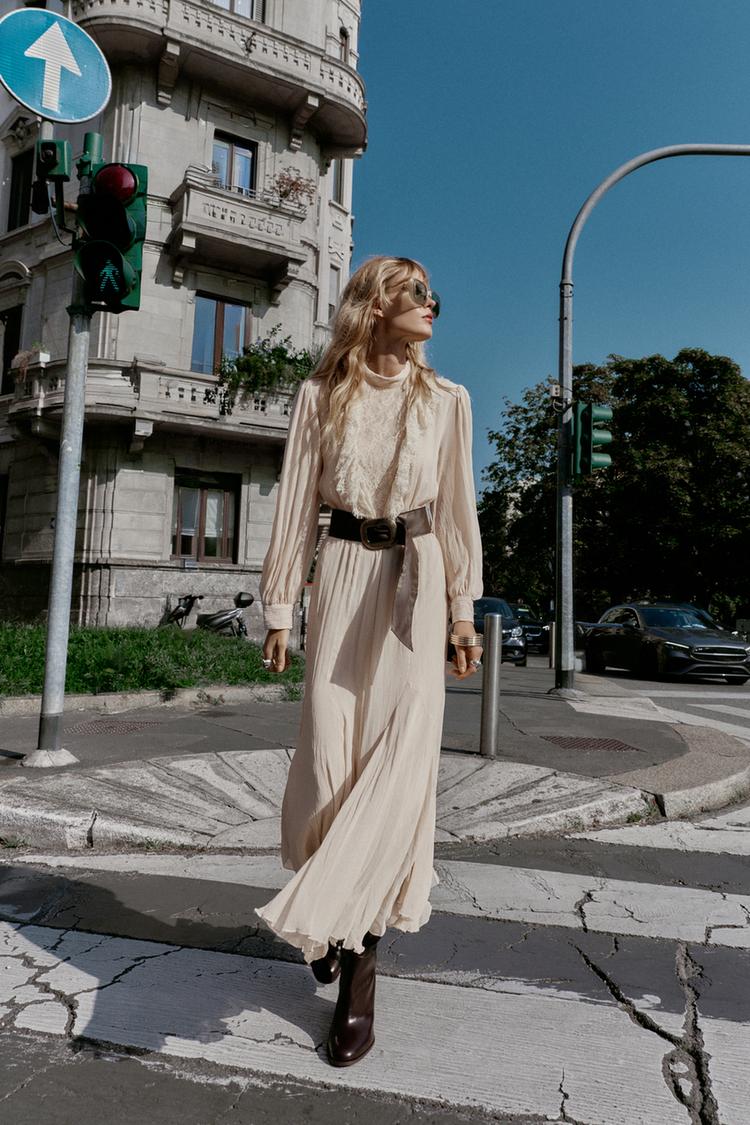 VESTITO MIDI IN PIZZO CON CINTURA Ecrù medio ZARA Italia Italy